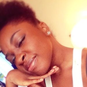 Meet your Posher, Jaz