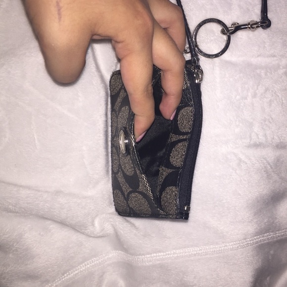 Authentic Coach Coin Purse - Picture 4 of 4