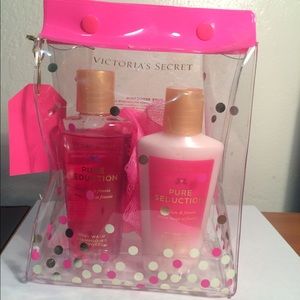 Victoria's Secret Shower Set