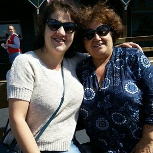 Meet your Posher, Evelina