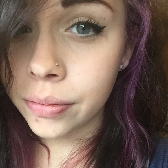 Meet your Posher, Rebecca