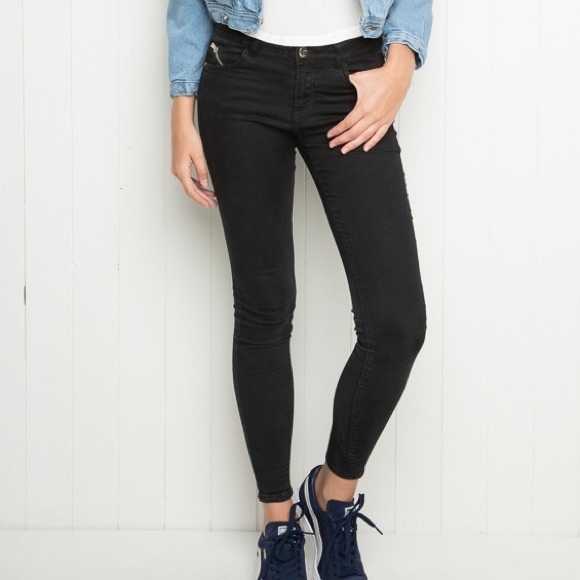 Brandymelville dark jeans