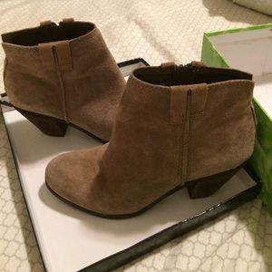 Sam Edelman Laredo Tan Suede Booties