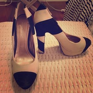 Bcbg generation colorblock pumps