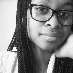 Meet your Posher, Dellea