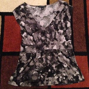 Banana Republic Abstract flowered top