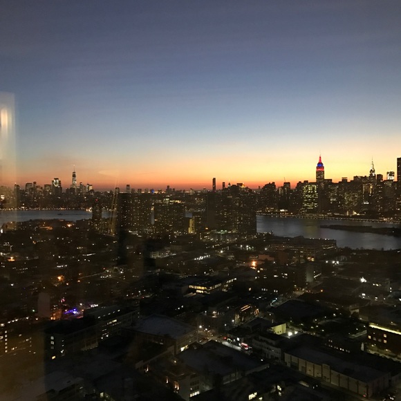 Meet your Posher - Picture 6 of 9