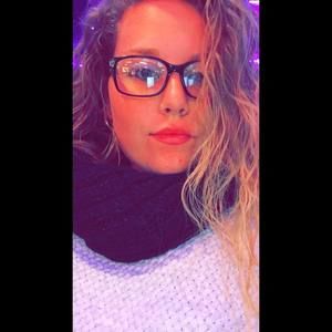 Meet your Posher, Liz