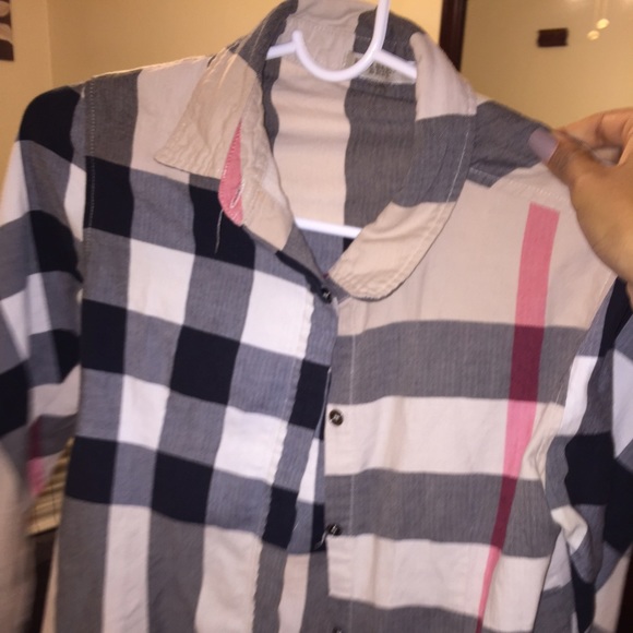 Burberry button up sz small. Long sleeve