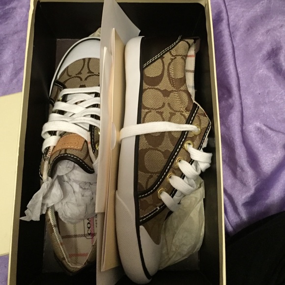 Brand New! Coach shoes. Everything in pic is incld