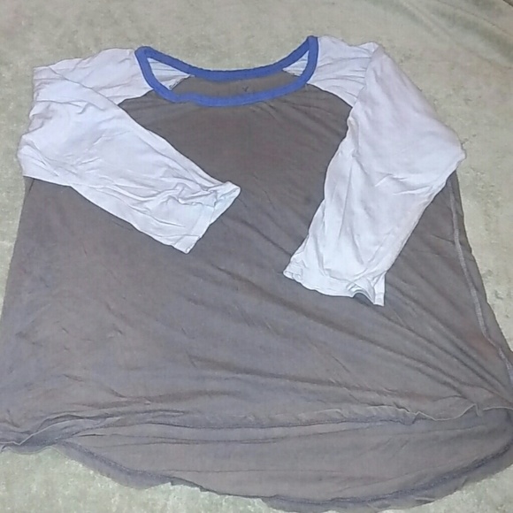 American Eagle baseball tee