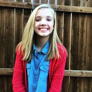 Meet your Posher, Abby