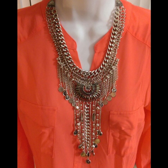 Necklace with earrings!!!