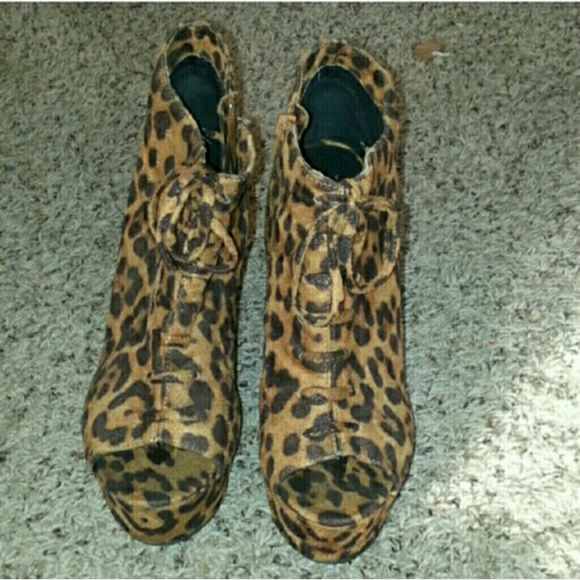 Cheetah print wedges - Picture 3 of 3