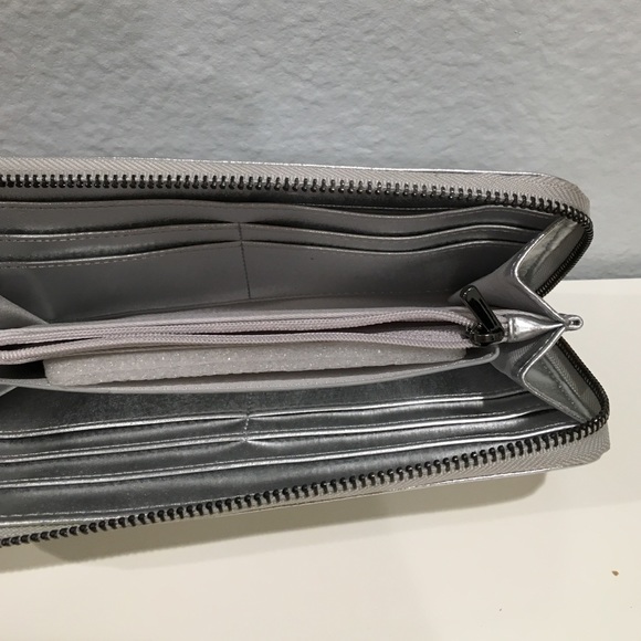 Totes Amaze wallet - Picture 2 of 2