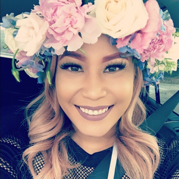 Meet your Posher, Pash - Picture 2 of 2