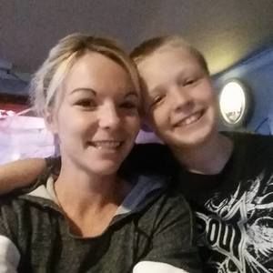 Meet your Posher, Sharon