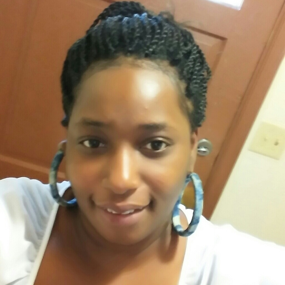 Meet your Posher, Tosha