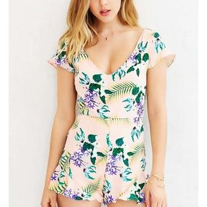 💕for skheer 💕 For Love and Lemons Romper