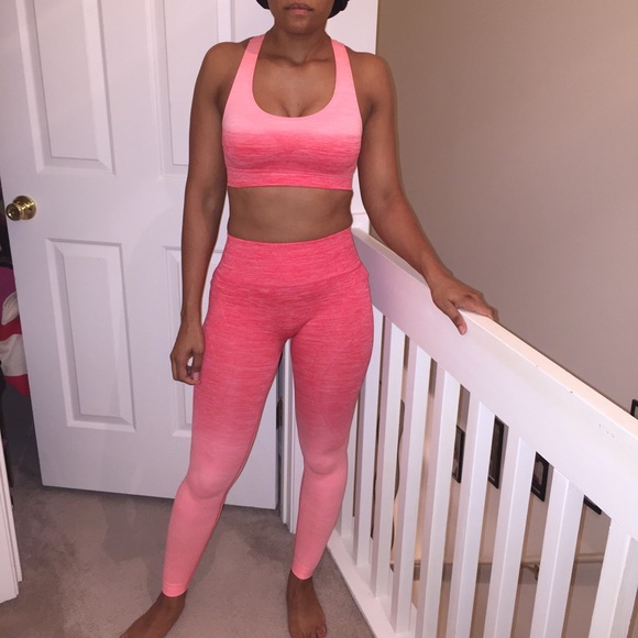 Ombré coral sports bra and leggings