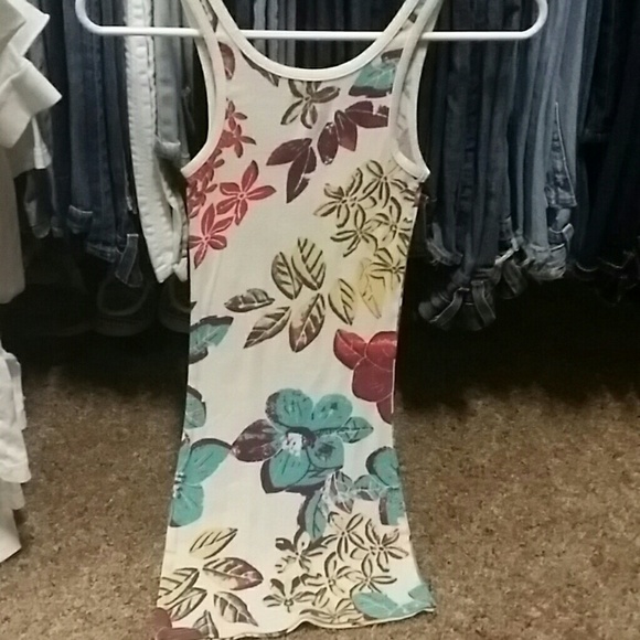 Tank - Picture 2 of 2