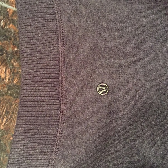 Lululemon cropped sweater - Picture 4 of 4