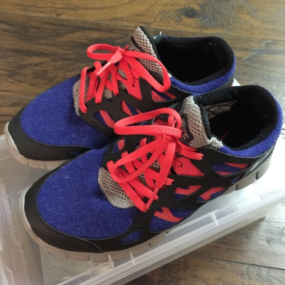 WMNS NIKE FREE RUN+ 2 EXT Size 6.5 WMNS NIKE FREE RUN+ 2 EXT Size 6.5