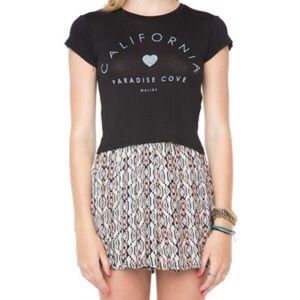 Brandy Melville paradise cove crop top!!