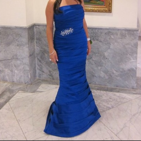 long dark blue jovani dress - Picture 3 of 4