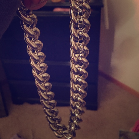 Silver chain necklace