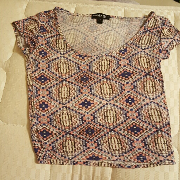 Colorful crop shirt - Picture 1 of 1