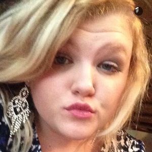 Meet your Posher, Sabrina