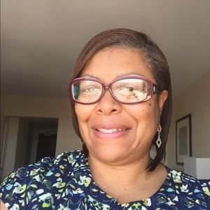 Meet your Posher, Robin