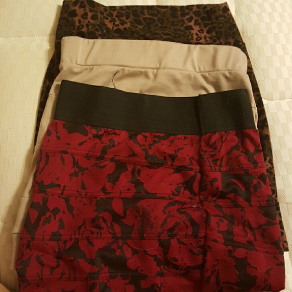 I'm selling three skirts size small. - Picture 1 of 4