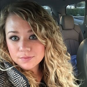 Meet your Posher, Haley