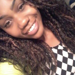 Meet your Posher, Paige