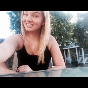 Meet your Posher, Mallory