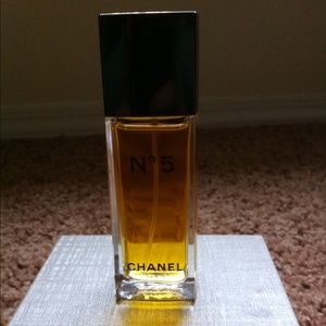 CHANEL No. 5 Eau de Toilette Spray 1.7 floz 50 mL
