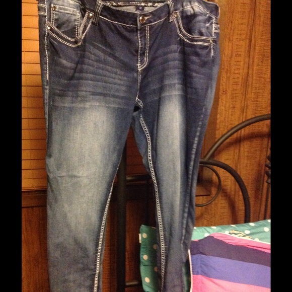 Plus size skinny jeans.