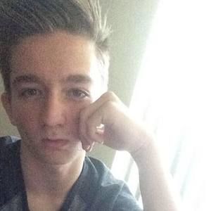 Meet your Posher, Hunter