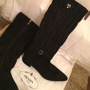 Prada Suede Boots. Make me an offer ✨
