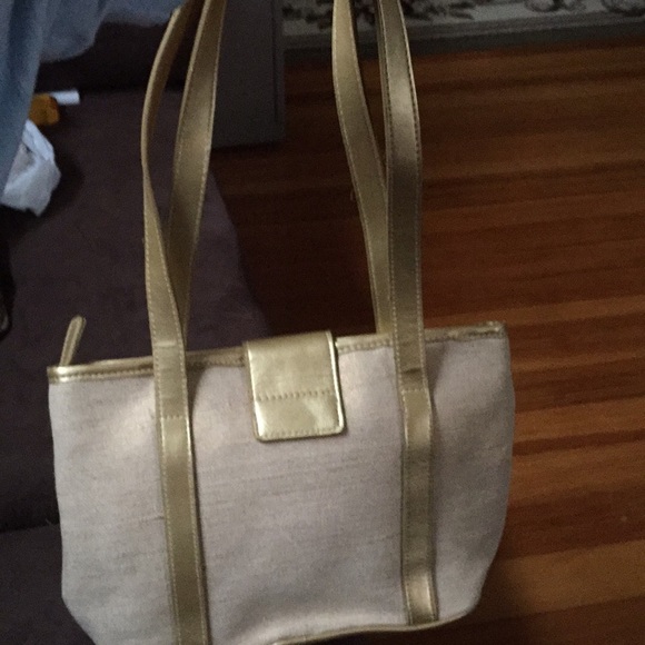 Gold color Amanda Smith tote. - Picture 2 of 4