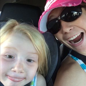 Meet your Posher, Tara