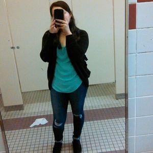 Meet your Posher, Cindy