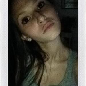 Meet your Posher, Valeria