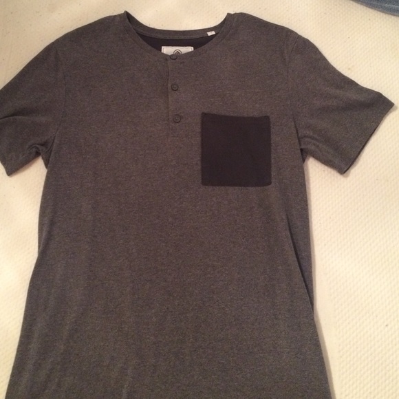 Shirt - Picture 1 of 1