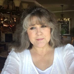 Meet your Posher, Tami