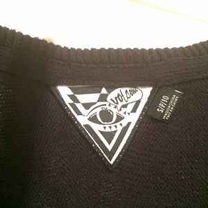 Volcom Sweaters - ❌ SOLD - Colorblock sweater (hot pink and black) Volcom Sweaters - ❌ SOLD - Colorblock sweater (hot pink and black)