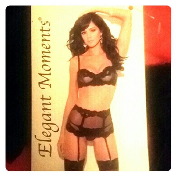 Plus Sz Bralette Garter Belt & Thong Set