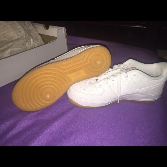 Low white gum bottom Air forces brand new! - Picture 3 of 4